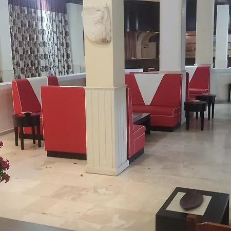 Hotel Pantheon Hall