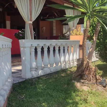 Hotel Pantheon Hall Mesongí