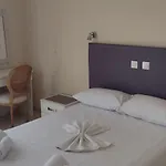 Pantheon Hall Hotel Mesongí
