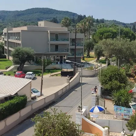 Pantheon Hall Hotel Mesongí