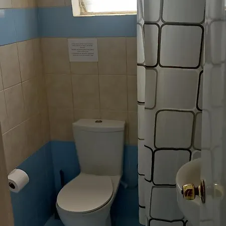 Pantheon Hall Hotel 2*